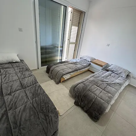 Amazing Vacation In Paphos 3 Bedrooms * Klorakas