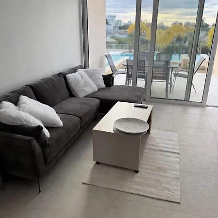 Amazing Vacation In Paphos 3 Bedrooms Klorakas