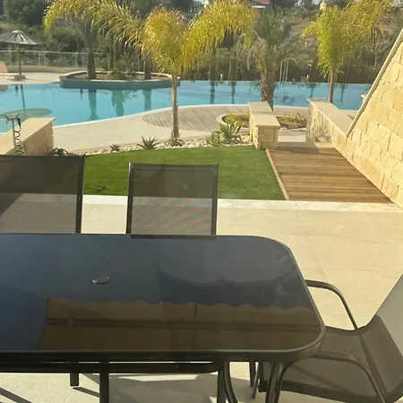 Amazing Vacation In Paphos 3 Bedrooms *