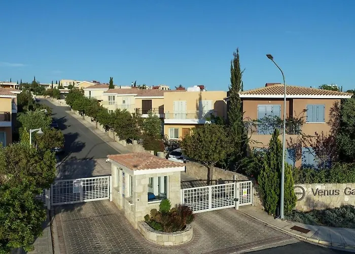 Amazing Vacation In Paphos 3 Bedrooms * Klorakas