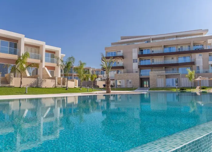 Amazing Vacation In Paphos 3 Bedrooms * Klorakas