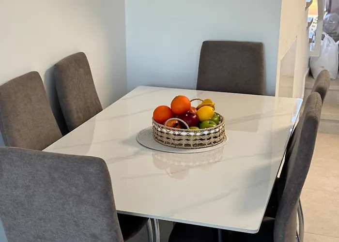 Amazing Vacation In Paphos 3 Bedrooms Ferienhaus Klorakas